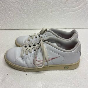 Nike Women’s Court Tradition Tennis Shoes White Size 7.5